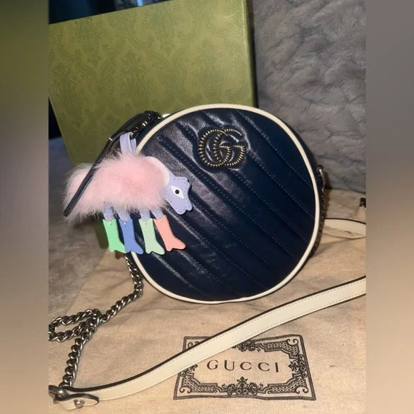 🔥 💯 Gucci Matelasse Leather Torchon GG Marmont Round Bag - Picture 3 of 13